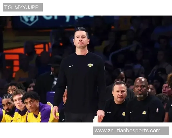 雷迪克回顾赛季初防守基础建立反思后期表现为何偏离轨道